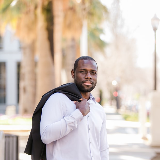A job seeker on his way to an interview